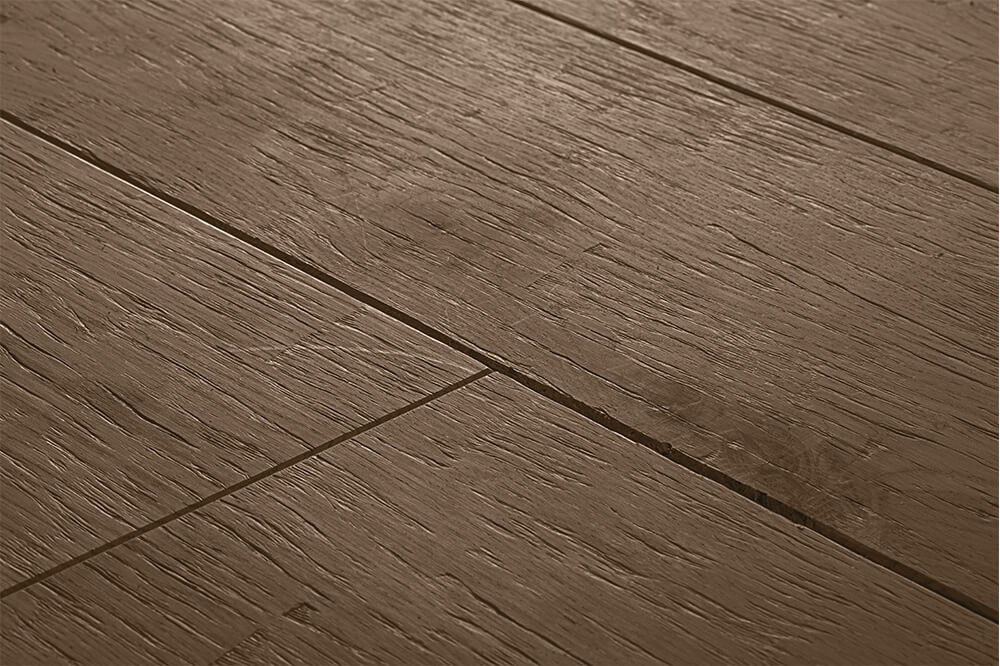 dettaglio di un parquet vissuto